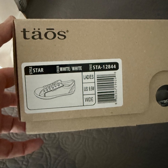 Women’s Taos shoes 9.5 W - Picture 4 of 4